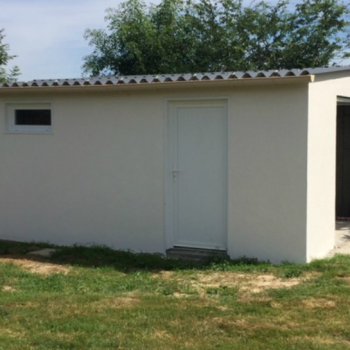Garage en béton enduit 1 pente